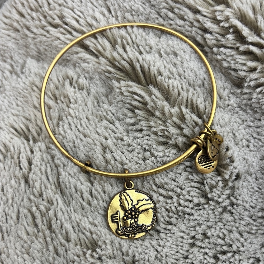 Alex and Ani Gold Holly Charm Bracelet with Expandable Wire